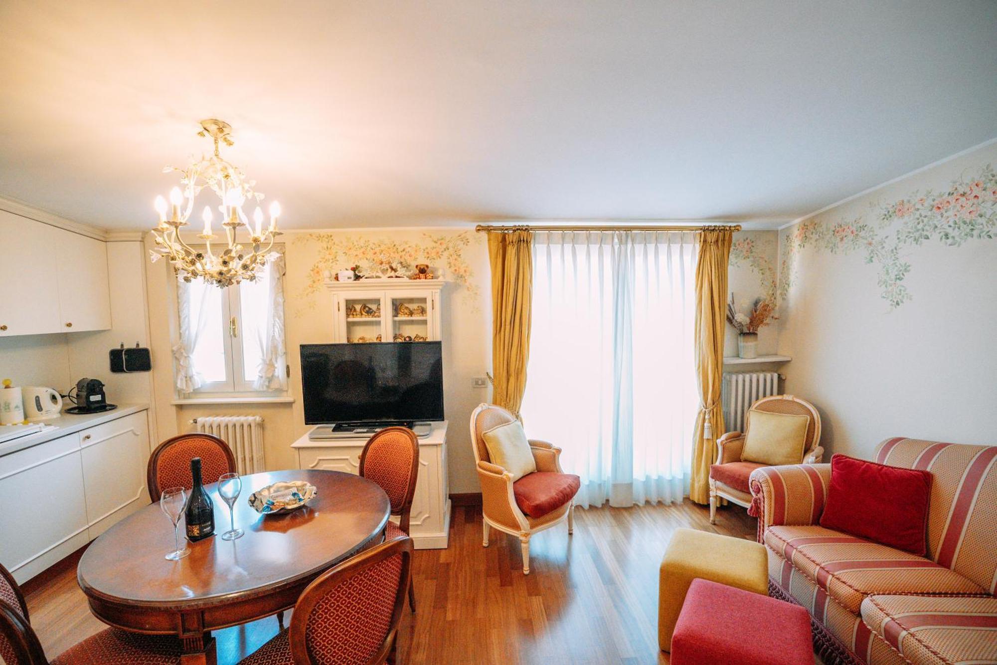 Suite Romantic Vista Lago Stresa Eksteriør billede